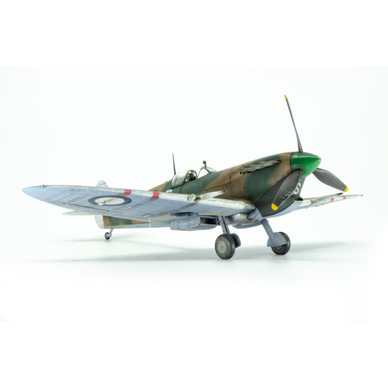 Eduard 82126 1/48 Spitfire Mk.Vc TROP Plastic for Aircraft Profipack