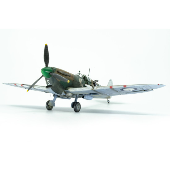 Eduard 82126 1/48 Spitfire Mk.Vc TROP Plastic for Aircraft Profipack