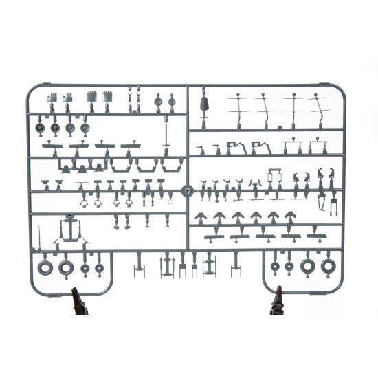 Eduard 82145 1/48 Fw 190A-8/R2 Plastic for Aircraft Profipack