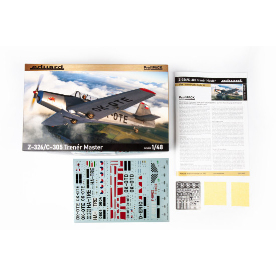 Eduard 82183 1/48 Z-326/C-305 Trenér Master Plastic for Aircraft Profipack Eduard 82183 1/48 Z-326/C-305 Trenér Master Plastic for Aircraft Profipack