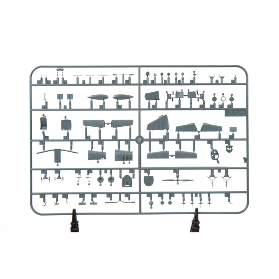 Eduard 82185 1/48 Z-526 Trenér Master Plastic for Aircraft Profipack
