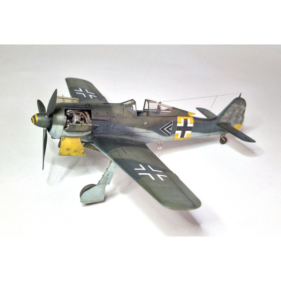 Eduard 84118 1/48 Fw 190A-5 light fighter Plastic for Aircraft Weekend edition