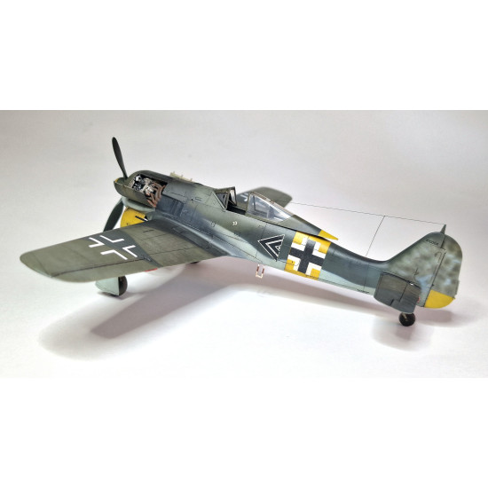 Eduard 84118 1/48 Fw 190A-5 light fighter Plastic for Aircraft Weekend edition