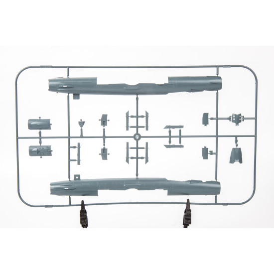Eduard 84130 1/48 MiG-21bis Plastic for Aircraft Weekend edition