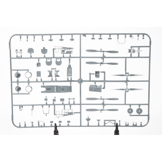 Eduard 84172 1/48 P-51D-5 Plastic for Aircraft Weekend edition