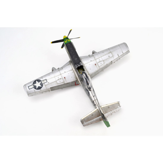Eduard 84184 1/48 P-51D-10 Mustang Plastic for Aircraft Weekend edition