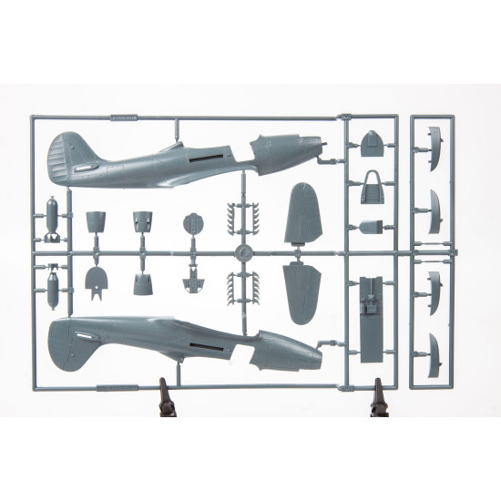 Eduard 8470 1/48 P-39Q Airacobra Plastic for Aircraft Weekend edition