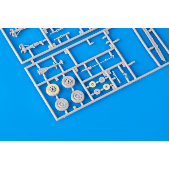 Eduard BIG49220 1/48 Rafale C w/grey seatbelts Big Ed for Aircraft