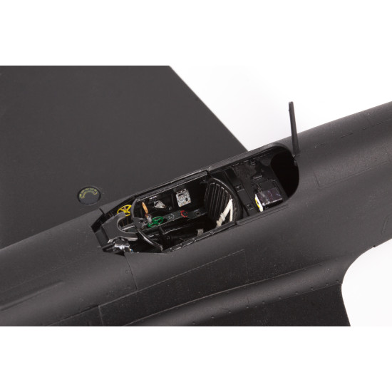 Eduard BIG49351 1/48 Yak-9D Big Ed for Aircraft