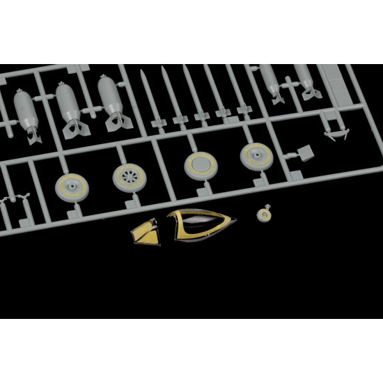Eduard EX893 1/48 P-47N Sticker for Aircraft Eduard EX893 1/48 P-47N Sticker for Aircraft