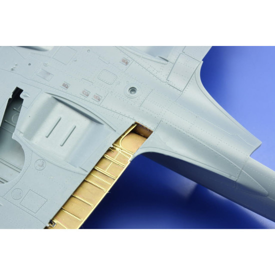 Eduard SIN64809 1/48 SPITFIRE Mk. IX ADVANCED Big Sin for Aircraft