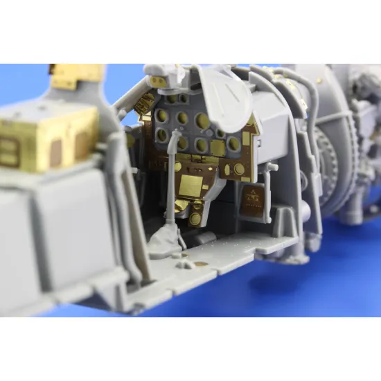 Eduard 33097 1/32 P-51D Interior early ser.5-15 S.A. TAMIYA Photo-Etched for Aircraft Zoom set