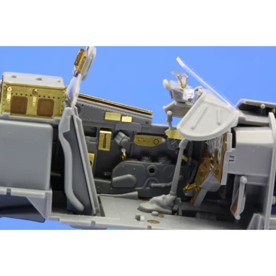 Eduard 33097 1/32 P-51D Interior early ser.5-15 S.A. TAMIYA Photo-Etched for Aircraft Zoom set