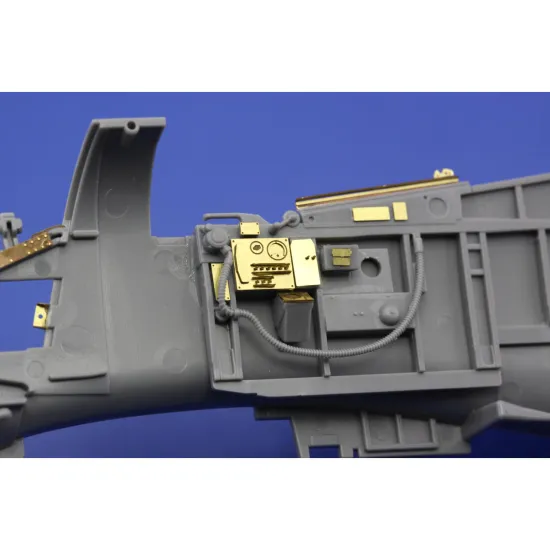 Eduard 33097 1/32 P-51D Interior early ser.5-15 S.A. TAMIYA Photo-Etched for Aircraft Zoom set