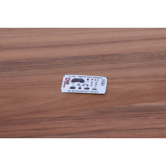 Eduard 3DL72035 1/72 P-51D-5 SPACE 3D Decal for Aircraft Space