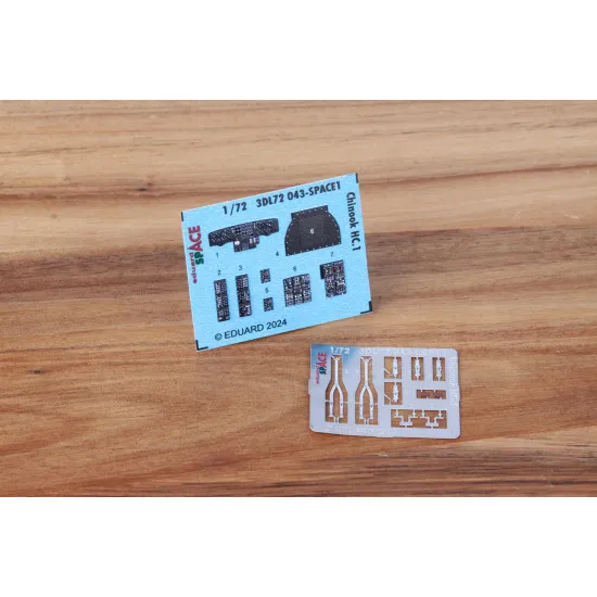 Eduard 3DL72043 1/72 Chinook HC.1 SPACE 3D Decal for Aircraft Space