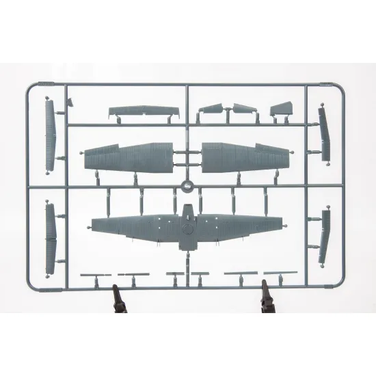 Eduard 7456 1/72 Z-37A Čmelák Plastic for Aircraft Weekend edition