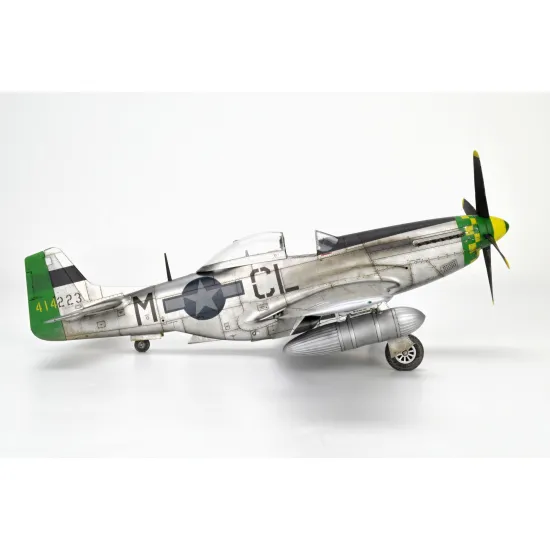 Eduard 84184 1/48 P-51D-10 Mustang Plastic for Aircraft Weekend edition