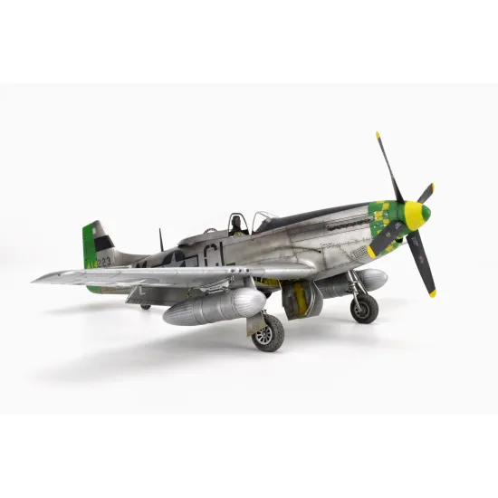 Eduard 84184 1/48 P-51D-10 Mustang Plastic for Aircraft Weekend edition