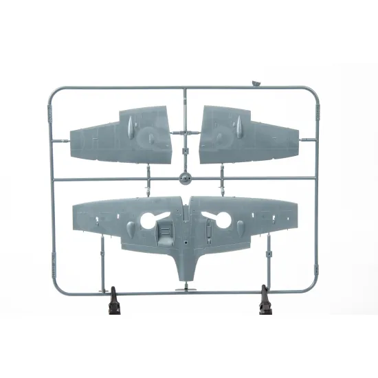 Eduard 84186 1/48 Spitfire Mk.Vb mid Plastic for Aircraft Weekend edition