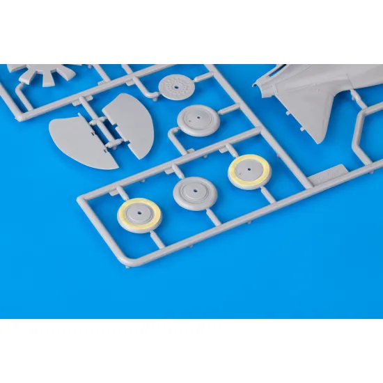 Eduard JX241 1/32 I-16 Type 10 Sticker for Aircraft