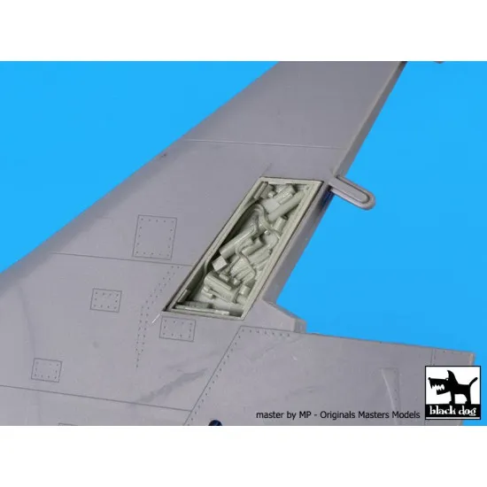 Black Dog A32006 1/32 A -4 Skyhawk spine electronic+tail for Hobby Boss