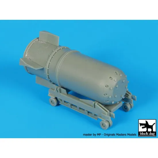 Black Dog A72037 1/72 Atom bomb Mark 4/B-41