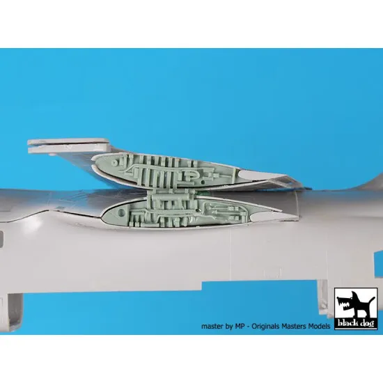 Black Dog A72120 1/72 Viking folding wings+tail for Hasegawa