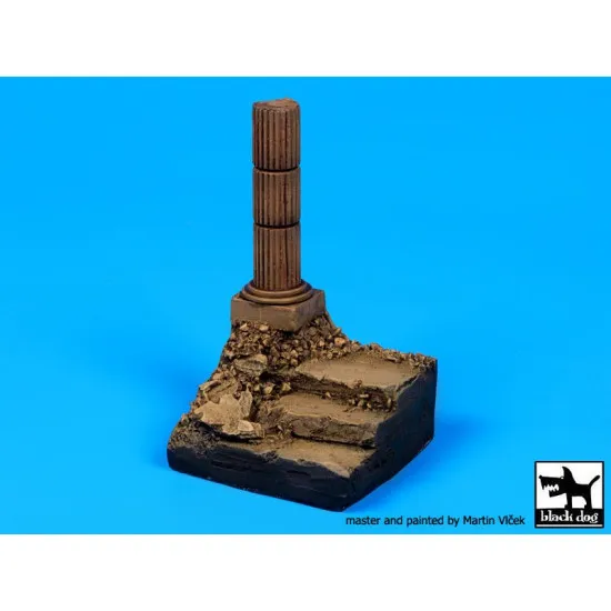 Black Dog D35039 1/35 Stairs with column base