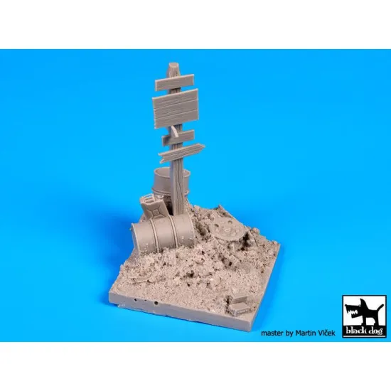 Black Dog D35042 1/35 Road signs base