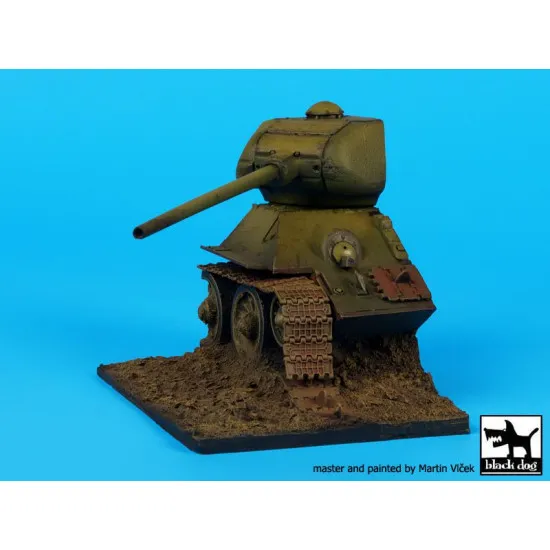 Black Dog D35064 1/35 Destroyed T 34 base