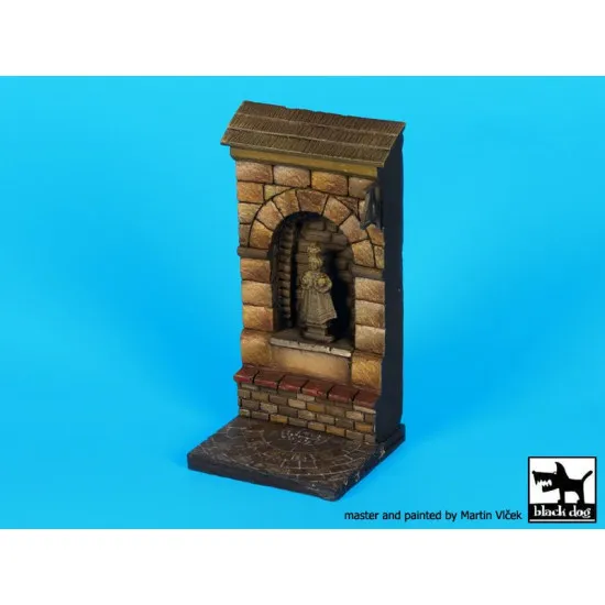 Black Dog D35068 1/35 Niche with Saint base