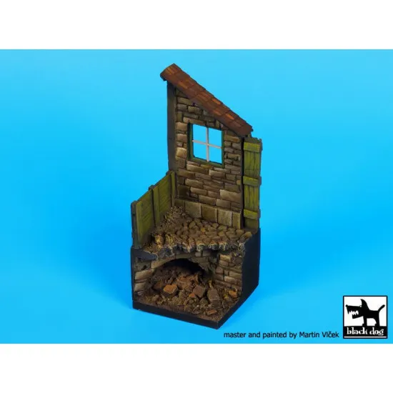 Black Dog D35071 1/35 Housewith drain base