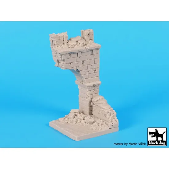 Black Dog D35086 Ruined entrance base