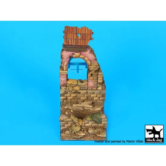 Black Dog D35103 135 House ruin Italy 1944 base