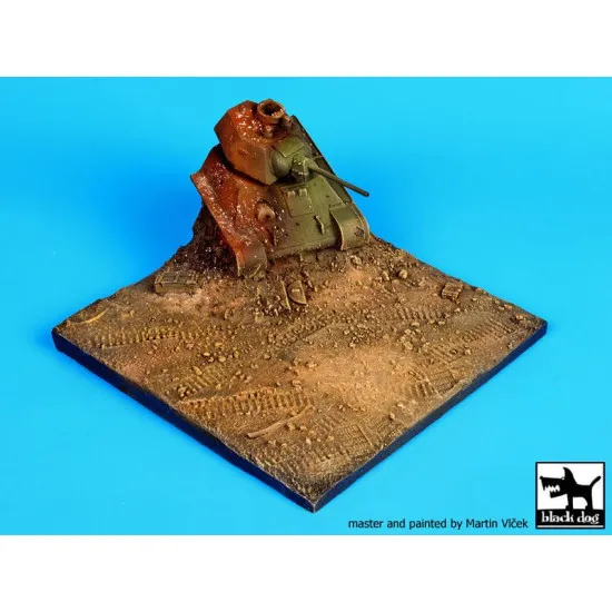 Black Dog D72004 1/72 Destroyed T34 base