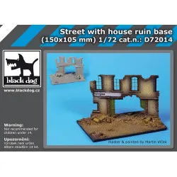 Black Dog D72014 1/72 Street with house ruin base