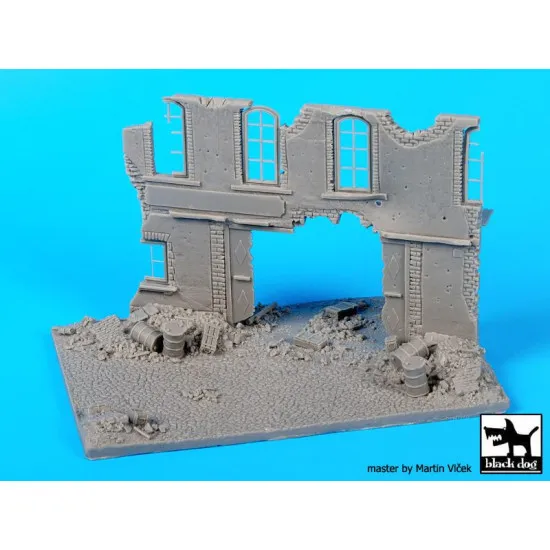 Black Dog D72014 1/72 Street with house ruin base