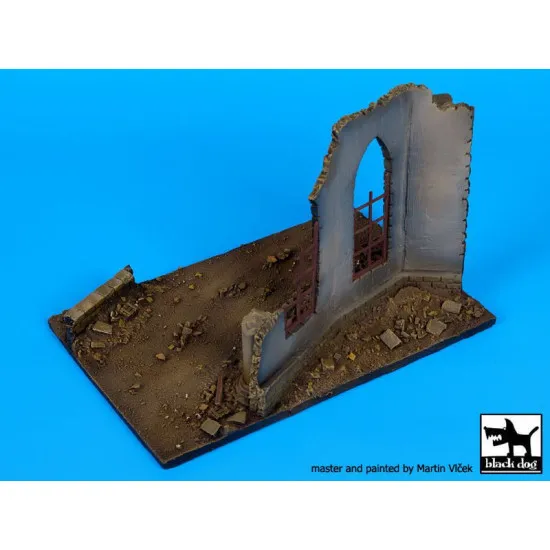 Black Dog D72016 1/72 Cathedral ruin base