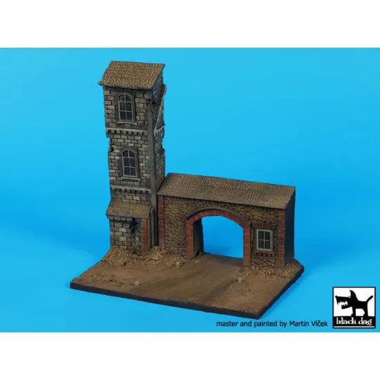 Black Dog D72046 172 House with gate base