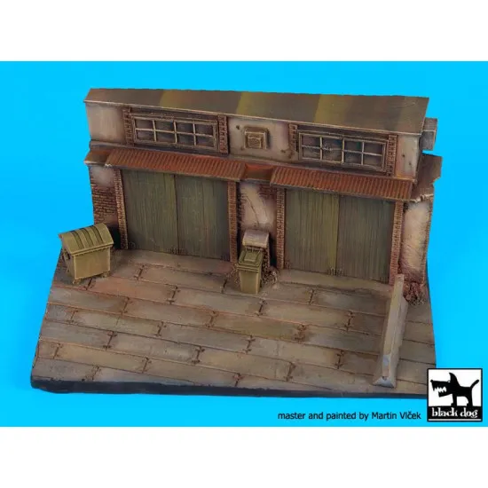 Black Dog D72051 1/72 Garage base
