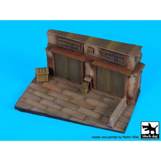 Black Dog D72051 1/72 Garage base