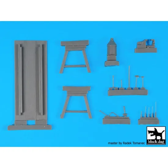 Black Dog F32103 1/32 Work bench + tools