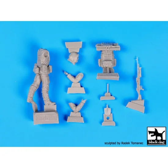 Black Dog F35088 1/35 British Marinesplus Argentine soldier big set