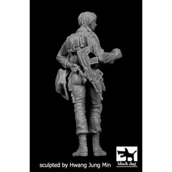 Black Dog F35157 1/35 Israeli woman soldier #3