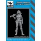 Black Dog F35183 1/35 Stalker woman