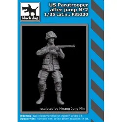 Black Dog F35230 1/35 US paratrooper after jump #2