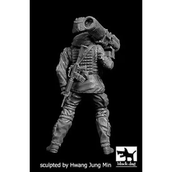 Black Dog F35241 1/35 Ukrainian soldier #1