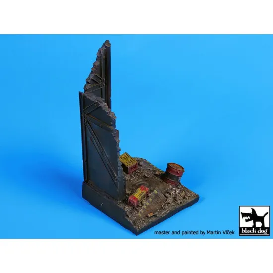 Black Dog FD009 Post apocalyptic factory ruin fant.base