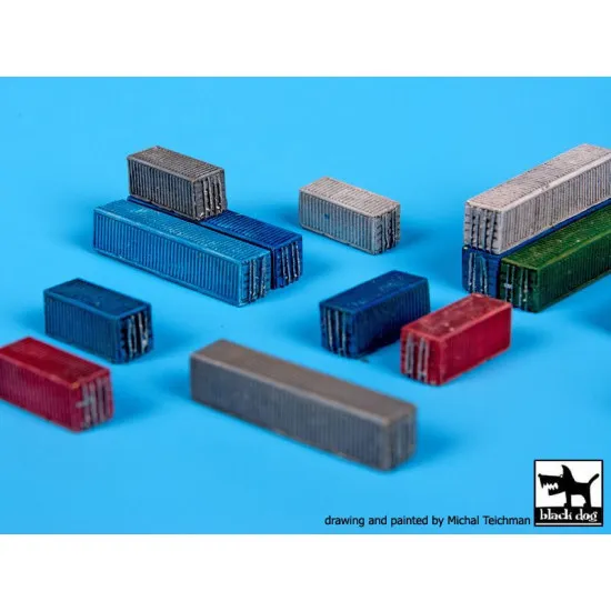 Black Dog S700007 1/700 Transport containers